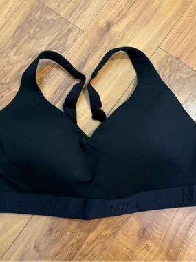 Nike Indy sports bra in black, size XL women band detail workout yoga gym
